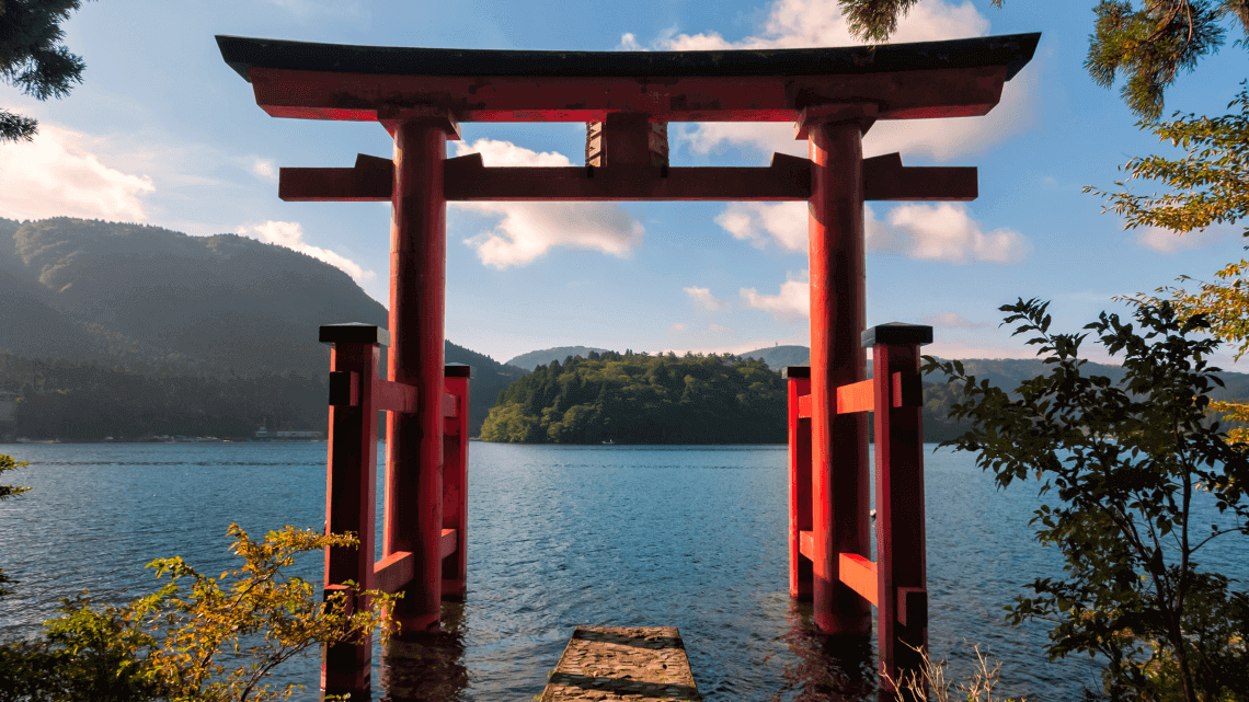 箱根Jinja神社Ashinoko(湖安)在箱根国家公园,日本