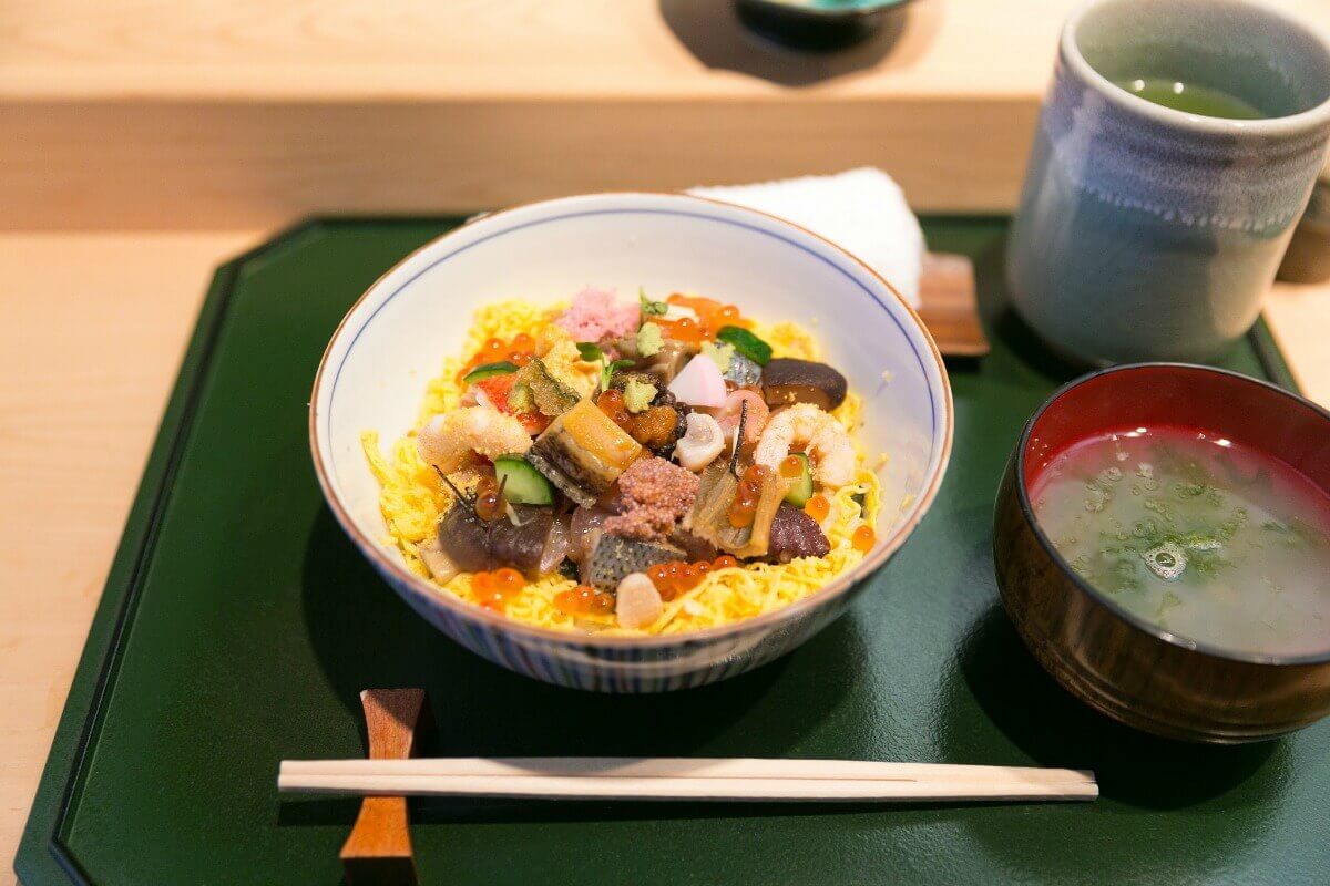 Bara-Chirashi在日本东京的Sushi Sho